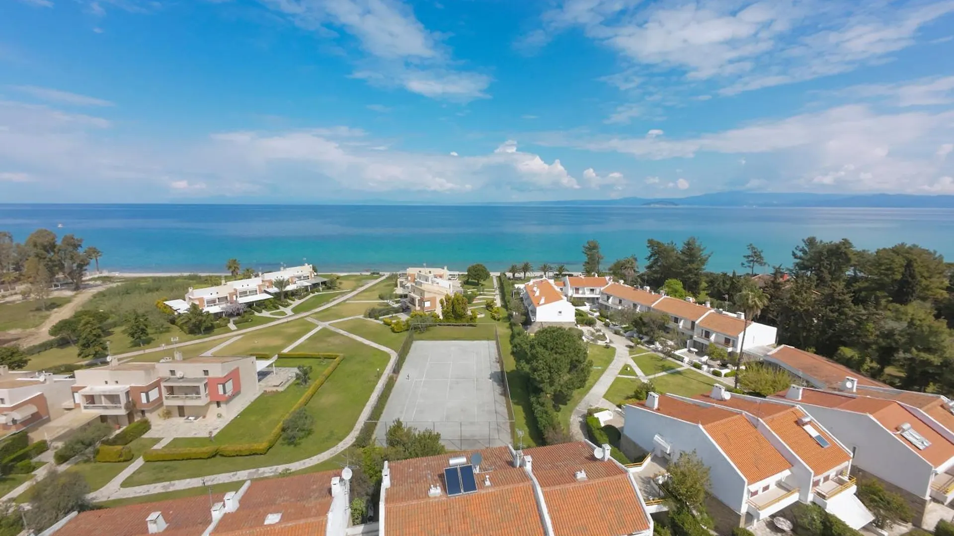 Simonidis Seaside Apartment By Rentalspro - Pefkohori Halkidiki 0*, Pefkochori Griechenland