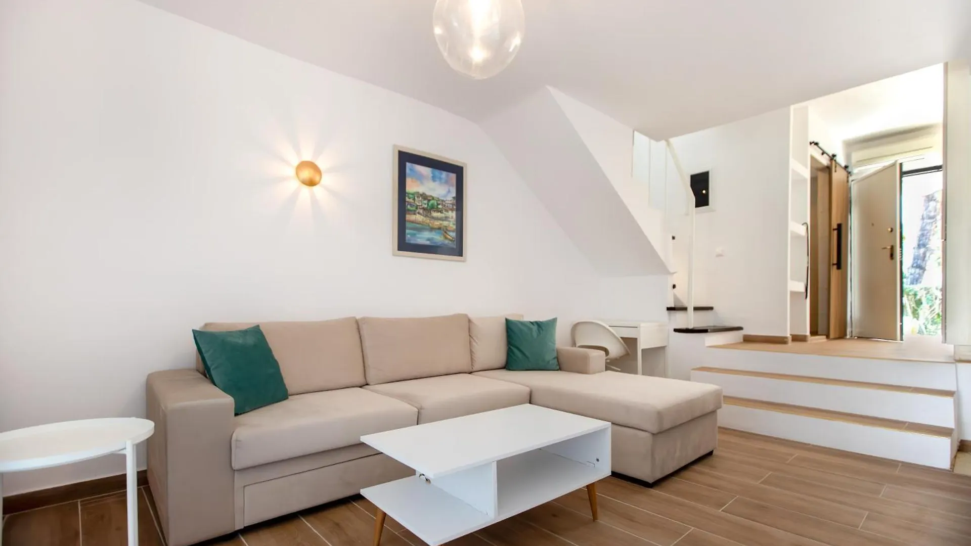 Simonidis Seaside Apartment By Rentalspro - Pefkohori Halkidiki Griechenland